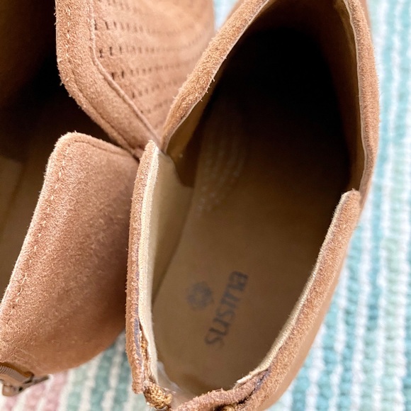 Susina Booties - Picture 7 of 10